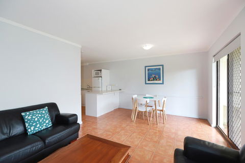 West Beach Lagoon 204 â€“ Ground Floor - VIC Tourism 9