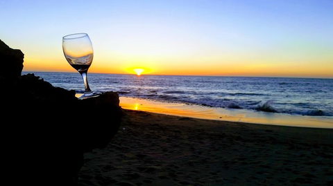 Mandurah Beach Front Apartment - VIC Tourism 7