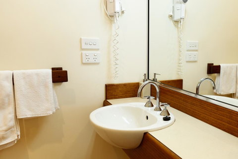 Karri Aura - VIC Tourism 2