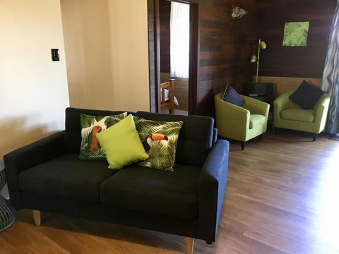 Kangaroo Valley Cottage - VIC Tourism 9