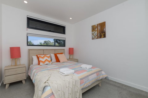 Sunset Place Apartments - VIC Tourism 10