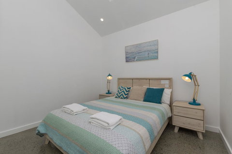 Sunset Place Apartments - VIC Tourism 37