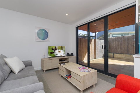 Sunset Place Apartments - VIC Tourism 7