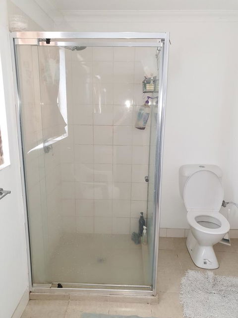 DIANELLA Budget Rooms Happy Place To Stay - VIC Tourism 12