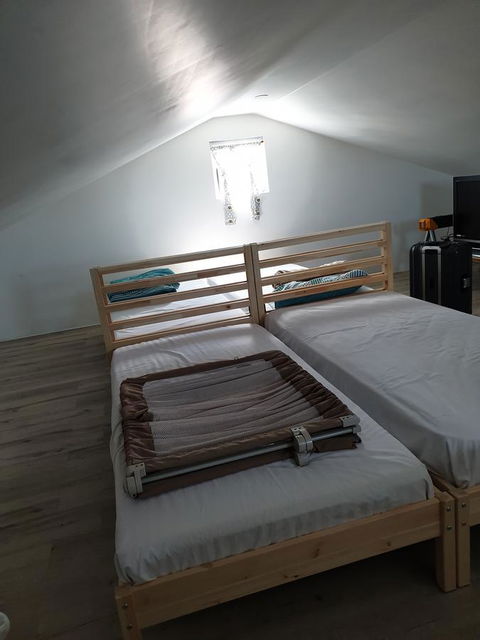 DIANELLA Budget Rooms Happy Place To Stay - VIC Tourism 5