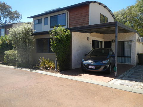Dunsborough Luxury Villa - VIC Tourism 7
