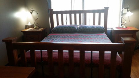 The Entertainer - VIC Tourism 23