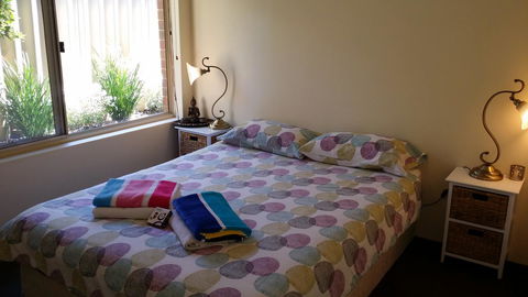 The Entertainer - VIC Tourism 25