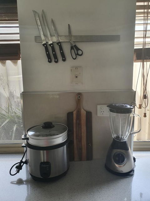 The Entertainer - VIC Tourism 8