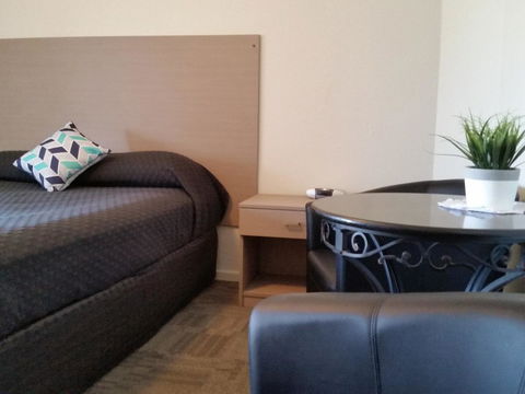 Mandurah Foreshore Motel - VIC Tourism 9