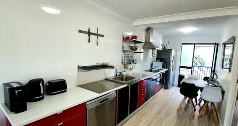 West Beach Lagoon 211 â€“ Great Views - VIC Tourism 3