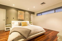 Book Ardross Accommodation Vacations VIC Tourism VIC Tourism