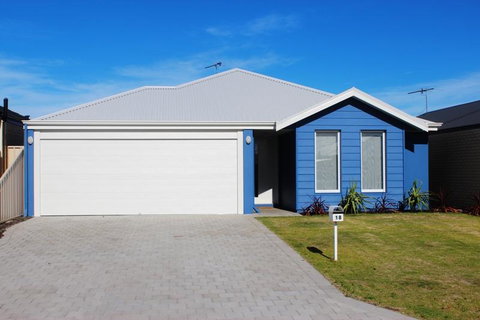 The Beach House - VIC Tourism 0