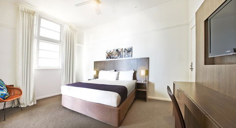 Cottesloe Beach Hotel - VIC Tourism 34