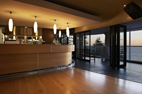 Cottesloe Beach Hotel - VIC Tourism 33
