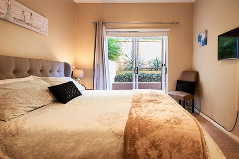 Sorrento Beach Manor - VIC Tourism 20