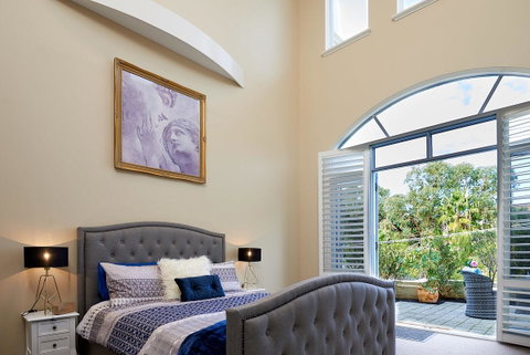 Sorrento Beach Manor - VIC Tourism 2