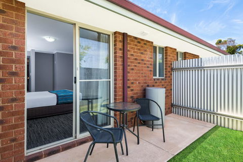 Quest Yelverton Kalgoorlie - VIC Tourism 25