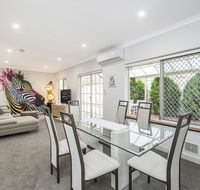 Luxury Federation Style Home - Sleeps 10 - VIC Tourism