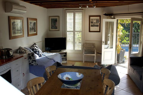 Chester Villa - VIC Tourism 7