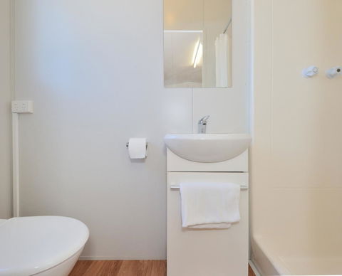 Mandurah Coastal Holiday Park - VIC Tourism 34