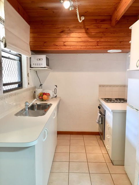 Cottesloe Beach Chalets - VIC Tourism 23