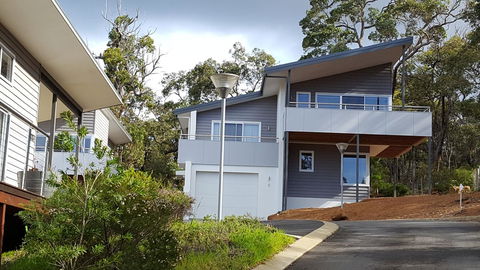 Cape Villas - VIC Tourism 0