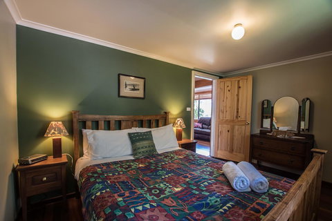 Cape Howe Cottages - VIC Tourism 24