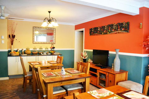 Palms Bed & Breakfast - VIC Tourism 9