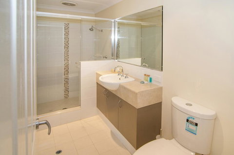 Beach Retreat - Busselton - VIC Tourism 8