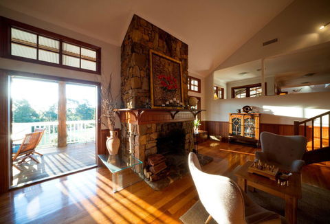 The Farmhouse - VIC Tourism 8