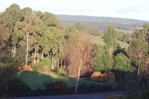 The Farmhouse - VIC Tourism 11