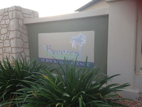 Breezes Apartments - VIC Tourism 13