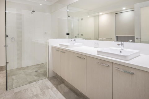 15 Cabot Close - VIC Tourism 5