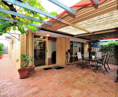 Ocean View Villas - 2 Bedroom Villa In Quiet Complex - VIC Tourism 10