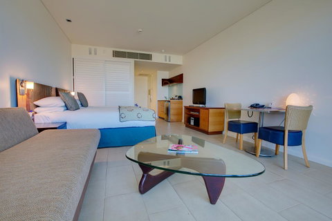 Mantarays Ningaloo Beach Resort - VIC Tourism 16