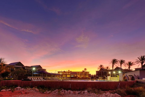 Mantarays Ningaloo Beach Resort - VIC Tourism 8