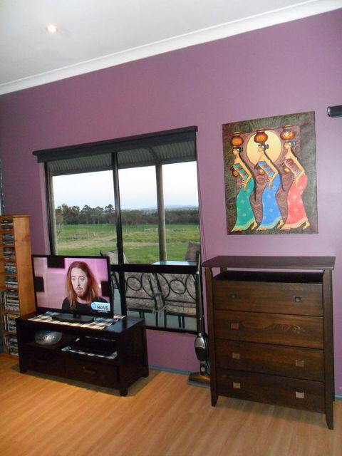 Tanen Farm - VIC Tourism 2