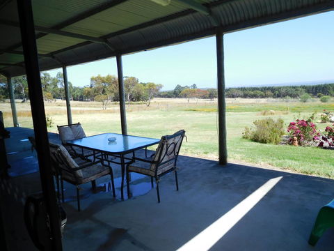 Tanen Farm - VIC Tourism 6