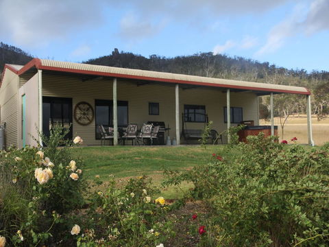 Tanen Farm - VIC Tourism 5