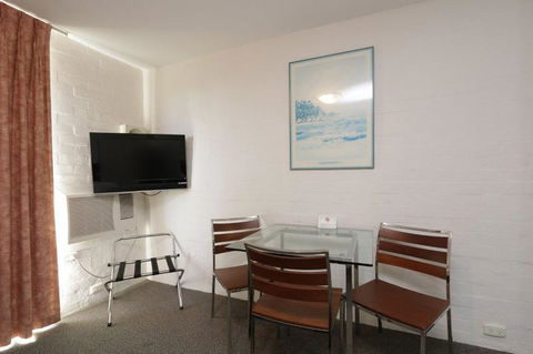 Atrium Hotel Mandurah - VIC Tourism 2