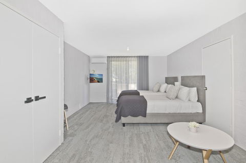 Atrium Hotel Mandurah - VIC Tourism 23