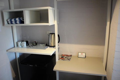 Atrium Hotel Mandurah - VIC Tourism 9