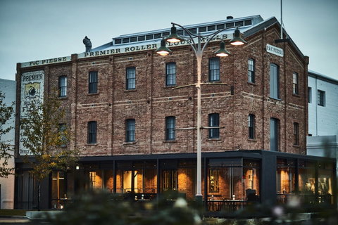 The Premier Mill Hotel - VIC Tourism 15