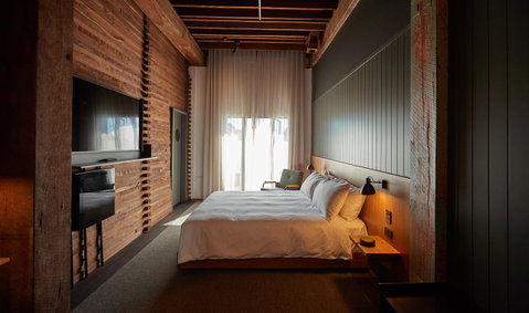 The Premier Mill Hotel - VIC Tourism 1
