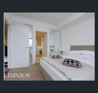 Frankly Francis - Exquisite Executive Apartment - VIC Tourism