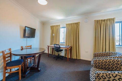 Canning Bridge Auto Lodge - VIC Tourism 37