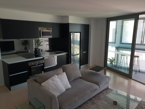 Modern Northbridge Apartment - VIC Tourism 7