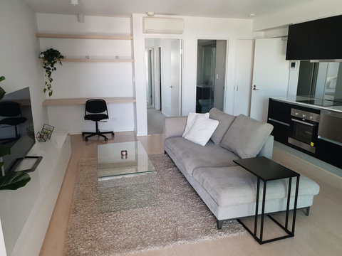 Modern Northbridge Apartment - VIC Tourism 4