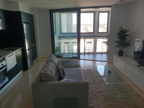 Modern Northbridge Apartment - VIC Tourism 3